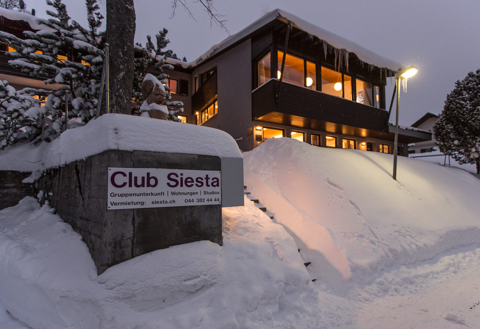 Clubhaus Siesta - Aussenansicht Winter